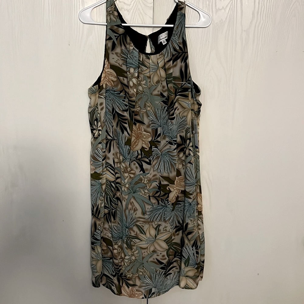 Signature By Robbie Bee Tropical Print Dress
